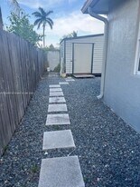 0000 SW 56th St in Davie, FL - Building Photo