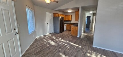 186-186 Ringuette St in Grants Pass, OR - Building Photo - Building Photo