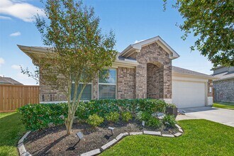 15202 Davan Springs Dr in Atascocita, TX - Building Photo - Building Photo