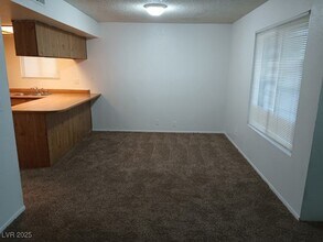 6201 Bellota Dr in Las Vegas, NV - Building Photo - Building Photo