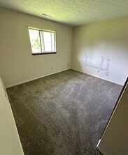 8753 Middlebranch Ave NE in Canton, OH - Building Photo - Building Photo