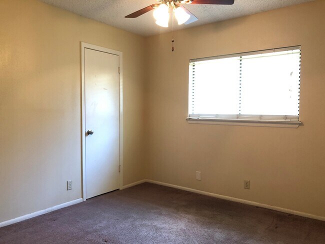 property at 6726 Country Field Dr