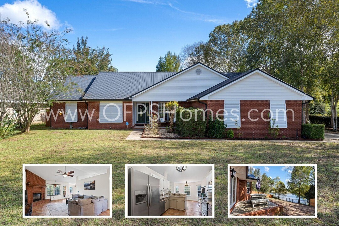 2852 Atoka Trail in Crestview, FL - Building Photo