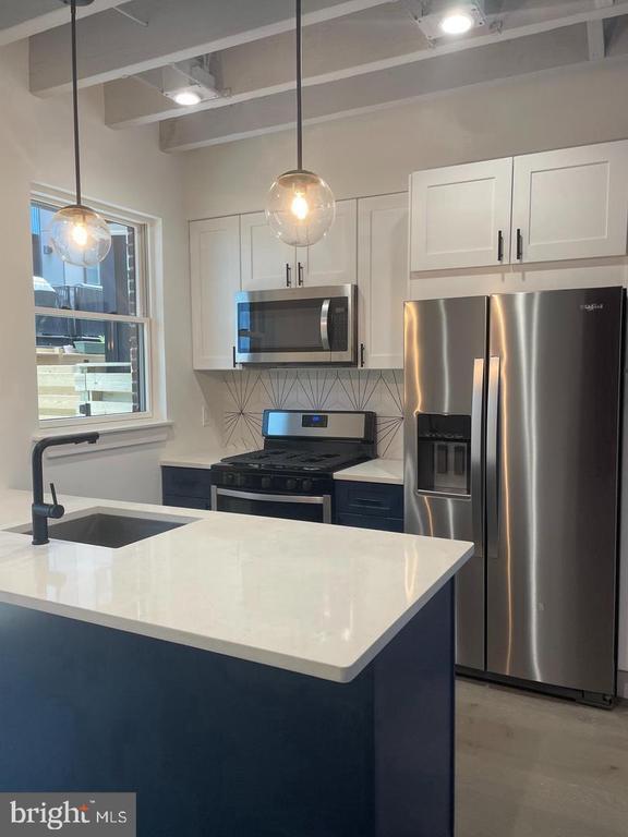 1767 Waterloo St in Philadelphia, PA - Building Photo - Building Photo