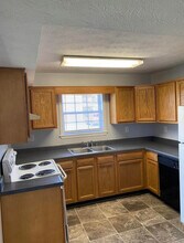 106 Kenilworth Ct, Unit D in Radcliff, KY - Building Photo - Building Photo