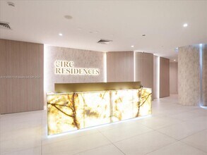 1776 Polk St in Hollywood, FL - Foto de edificio - Building Photo