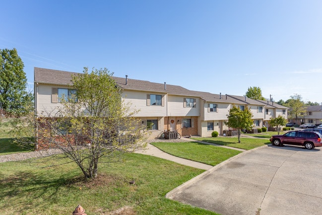 Rolling Meadows in Orrville, OH - Foto de edificio - Building Photo