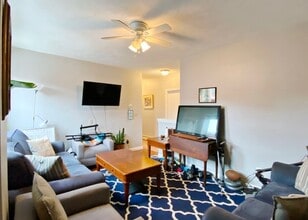 149 Cottage St, Unit 3 in Boston, MA - Building Photo - Building Photo