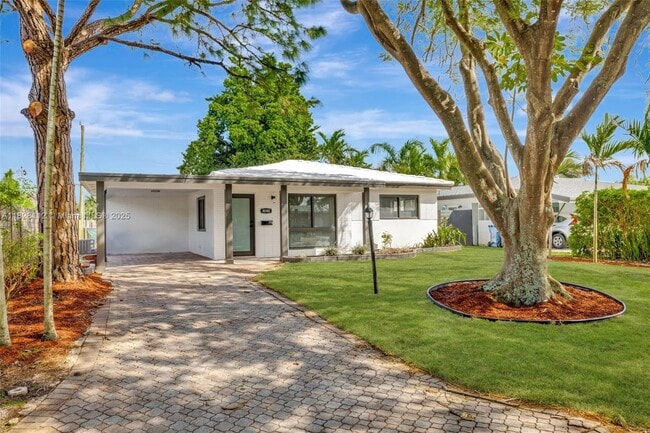 4840 NE 5th Ave in Fort Lauderdale, FL - Building Photo - Building Photo