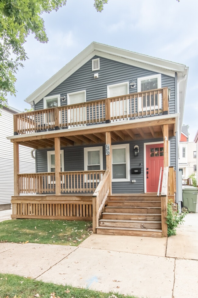 1530 N Cass St, Unit R