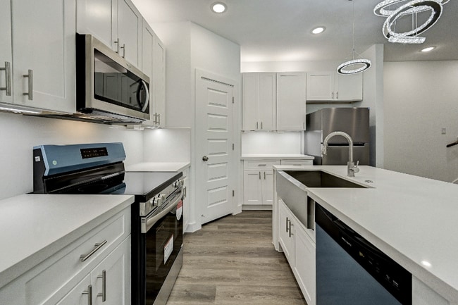 5124 Gold St, Unit B in Houston, TX - Foto de edificio - Building Photo