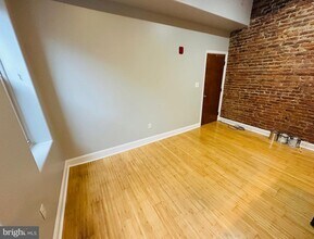 4264 Manayunk Ave in Philadelphia, PA - Building Photo - Building Photo