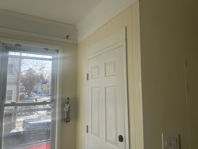 8 Fox Terrace in Poughkeepsie, NY - Building Photo - Building Photo