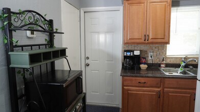 237 18th Ave S in St. Petersburg, FL - Building Photo - Building Photo