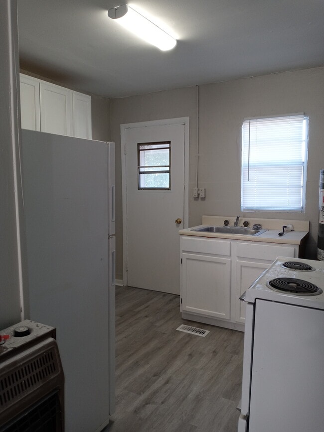 407 Preston St, Unit A in Fort Valley, GA - Building Photo - Building Photo