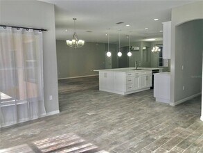 3711 Eagle Isle Cir in Kissimmee, FL - Building Photo - Building Photo