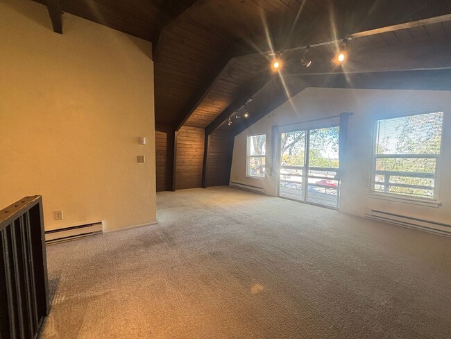 341-343 Foothill Blvd in Pocatello, ID - Building Photo - Building Photo