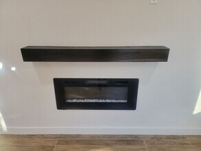 7401 Valaria Dr in Highland, CA - Foto de edificio - Building Photo