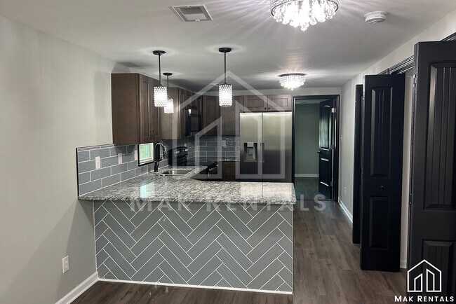 1705 E Cloaninger Ave in Statesville, NC - Building Photo - Building Photo