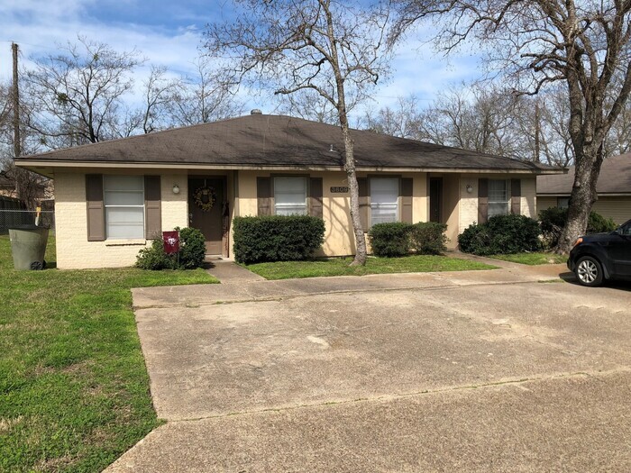 3609 Mahan St in Bryan, TX - Building Photo