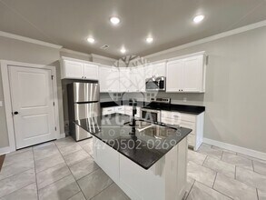 591 Bradford Dr in Springdale, AR - Building Photo - Building Photo