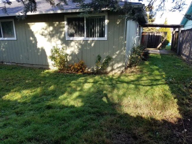 property at 4732 Cougar Ct SE