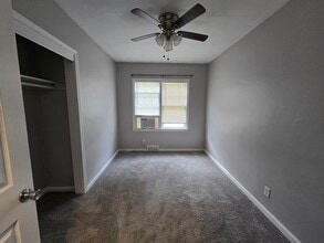 5618 Dagle Dr in Des Moines, IA - Building Photo - Building Photo
