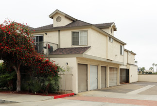 Chesapeake Apartments in Oceanside, CA - Building Photo - Building Photo