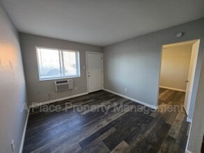 2625 S Big Bend Blvd in Maplewood, MO - Building Photo - Building Photo