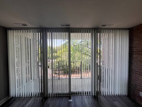 5550 Abbey Dr, Unit 5550-3H in Lisle, IL - Building Photo - Building Photo