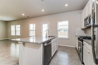 412 Osier Pass in Hutto, TX - Building Photo - Building Photo