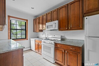 623 Whitney Ave in New Haven, CT - Building Photo - Building Photo