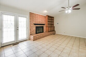 4716 Brookwood Dr in Noble, OK - Building Photo - Building Photo