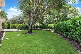4117 Alhambra Cir in Coral Gables, FL - Building Photo - Building Photo