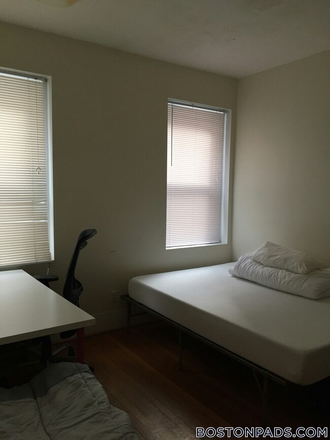 103 Gordon St in Boston, MA - Building Photo - Building Photo