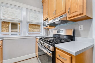 858 Nottingham Rd in Grosse Pointe Park, MI - Building Photo - Building Photo