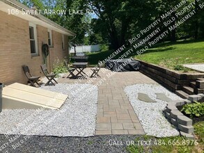 106 Sweet Arrow Lake Rd in Schuylkill Haven, PA - Building Photo - Building Photo