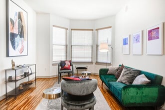 Uptown Trail in Dallas, TX - Building Photo - Building Photo