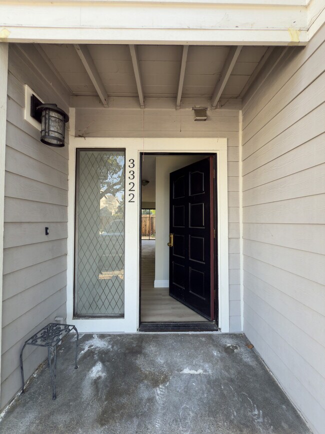 property at 3322 Santa Rita Rd