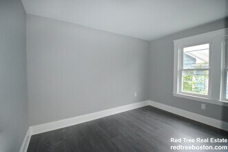 159 Hillside St, Unit 1 in Boston, MA - Building Photo - Building Photo