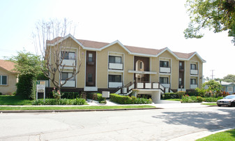 610 Palm Dr Apartments