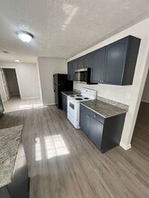 3361 Grand Central Dr in Snellville, GA - Building Photo - Building Photo