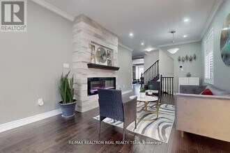 3 Gibbs Rd in Brampton, ON - Building Photo - Building Photo