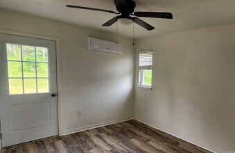 5 Sara Ann Dr in Little Rock, AR - Building Photo - Building Photo