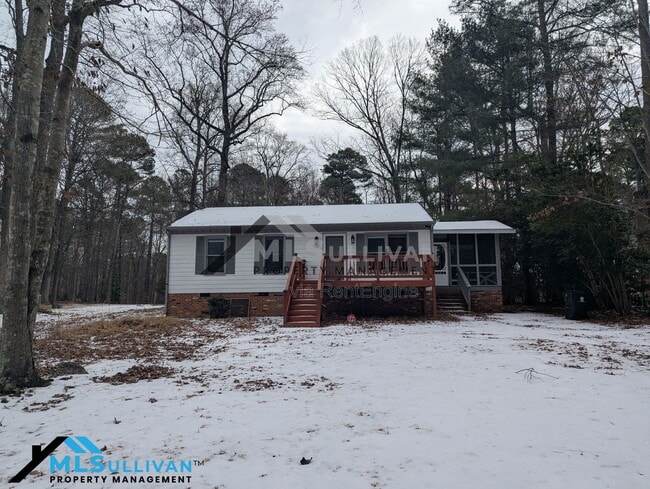 property at 5802 Lillie Dr