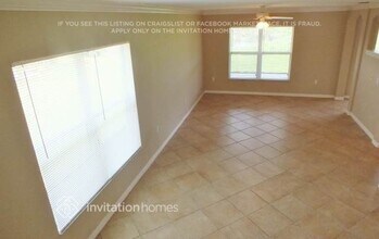 242 Beacon Harbour Loop in Bradenton, FL - Building Photo - Building Photo