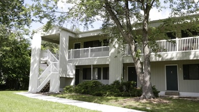 Prairie Creek Apartments in Wyoming, MI - Building Photo - Building Photo