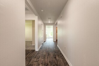 109 Persimmon Dr in Palm Coast, FL - Building Photo - Building Photo