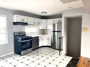 509 Central Ave, Unit Townhouse F in Westfield, NJ - Building Photo - Building Photo