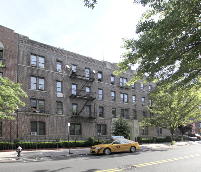 1311 Avenue K in Brooklyn, NY - Foto de edificio - Building Photo